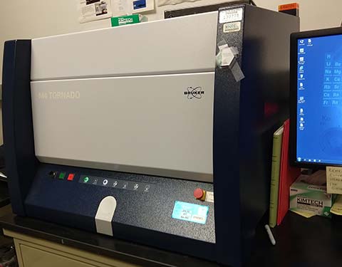src-bruker-tornado Photo of Bruker Tornado XRF instrument